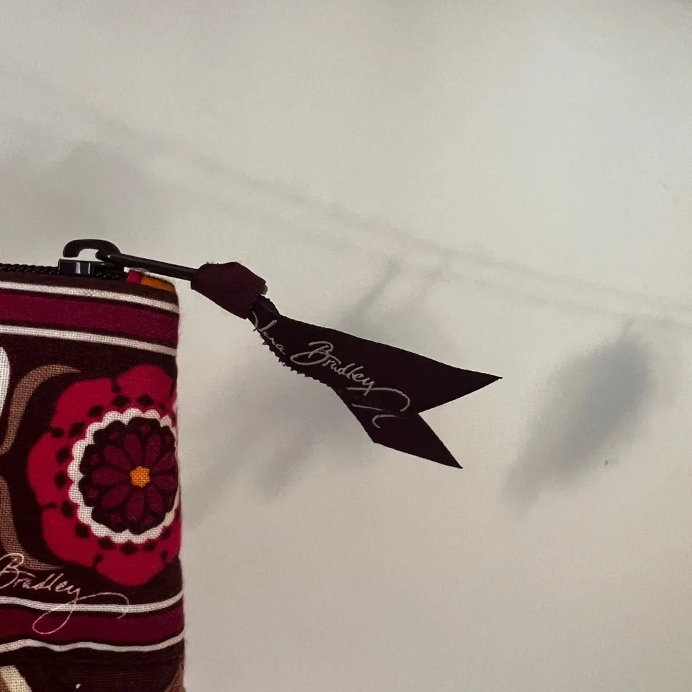 FINAL PRICE Vera Bradley Betsy Collection Bag - Picture 2 of 6